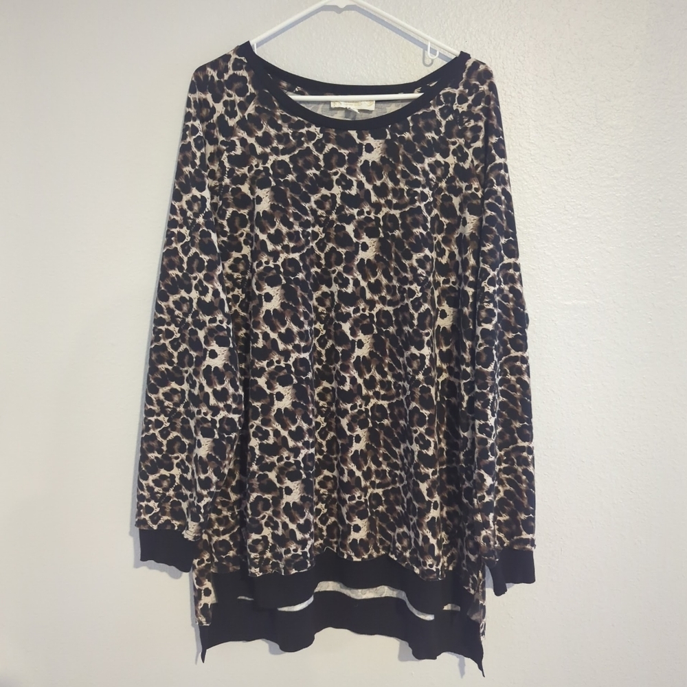 Weekend by Suzanne Betro Blouse Lightweight Sweatshirt Leopard Animal Size 2X